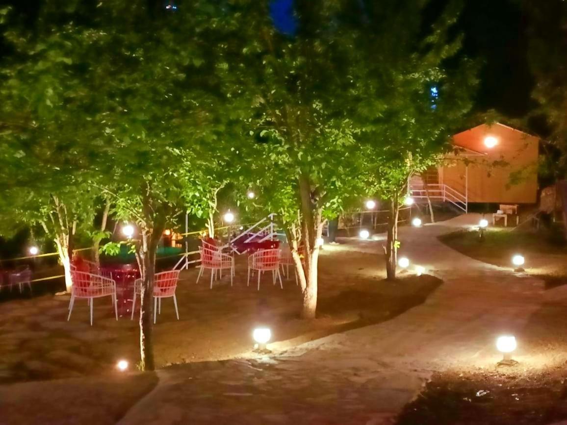 Aaroham Resort, Shimla Exterior foto